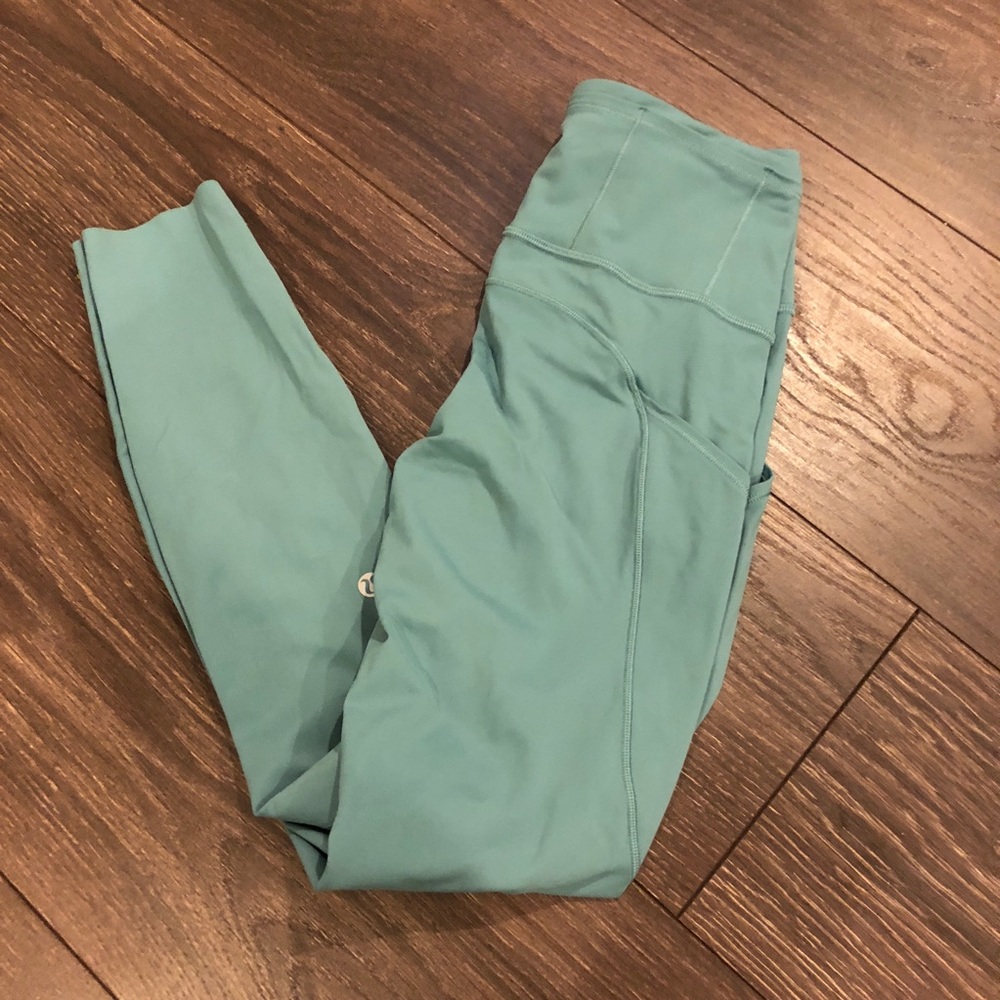 NEW pacific breeze lululemon leggings - Picture 2 of 7